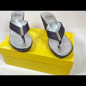 Sandals, Italian made. Black thong wedge